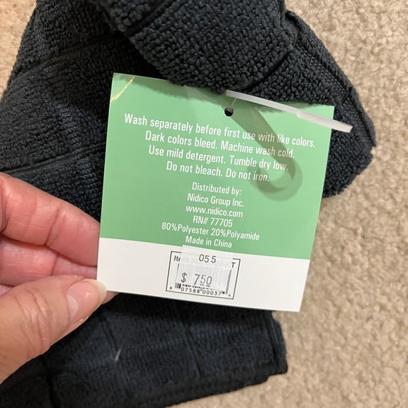 Home Concepts Microfiber Kitchen Towel – Black Check Pattern - Picture 3 of 5